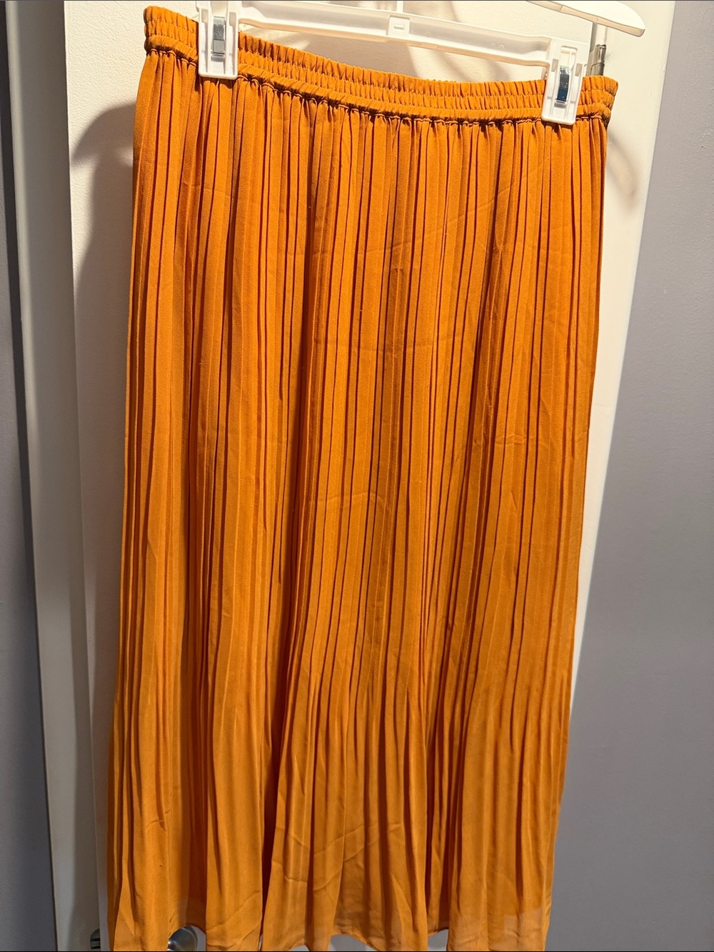 Women's Pleated Midi Skirt in Burnt Orange (saffron)